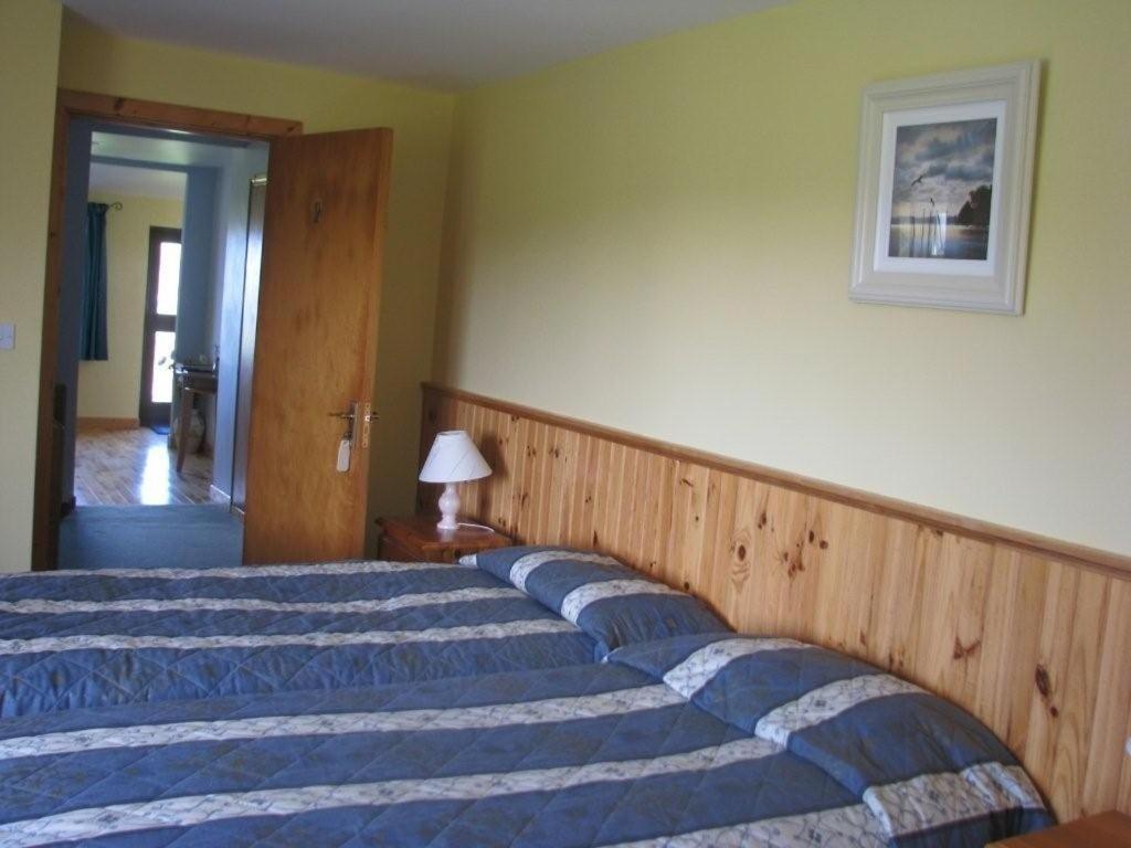 Cleggan Decourcey'S Hazelbrook Farmhouse B&B חדר תמונה