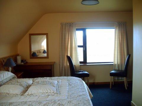 Cleggan Decourcey'S Hazelbrook Farmhouse B&B מראה חיצוני תמונה