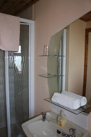 Cleggan Decourcey'S Hazelbrook Farmhouse B&B חדר תמונה